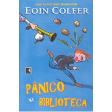 PÂNICO NA BIBLIOTECA